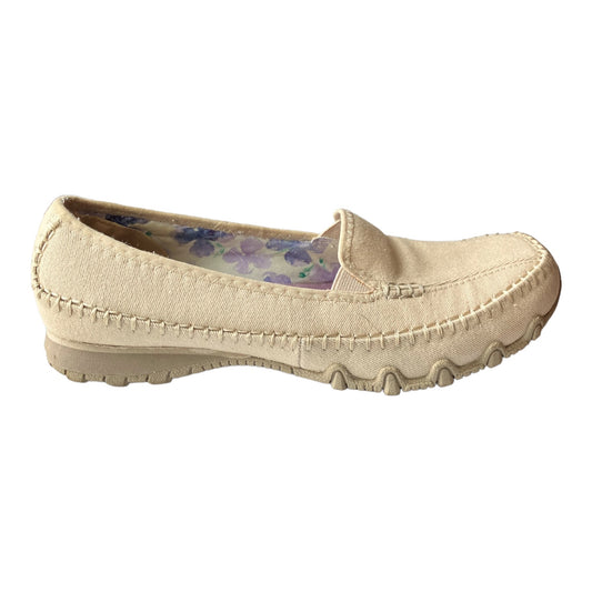 Sketchers  Relaxed Fit Memory Foam Shoes